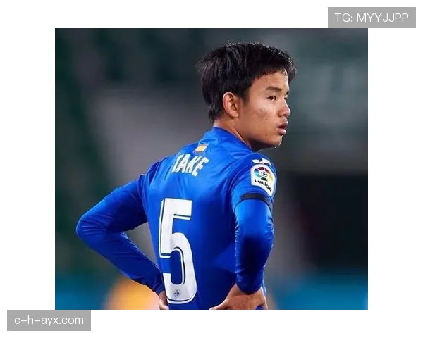 久保建英独特庆祝动作致敬前辈，演绎传承与创新的完美融合