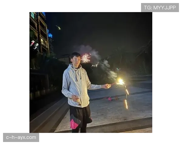 周琦新豪宅曝光？房间比我家客厅还大，完全是另外一个世界啊！